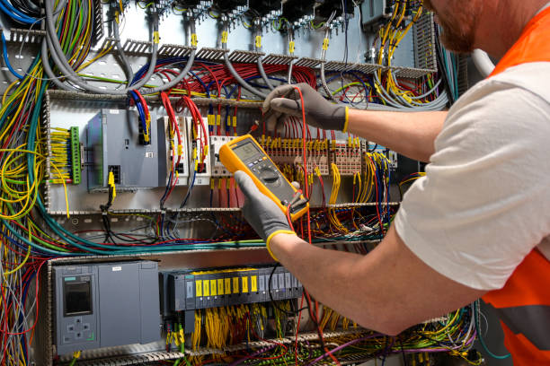 Best Local Electrician Companies  in Brentwood, MO